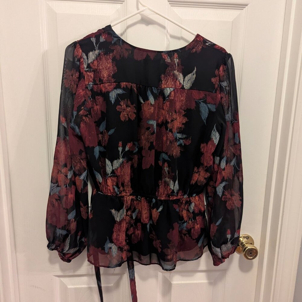 52seven black white and red blouse - M - Picture 5 of 6